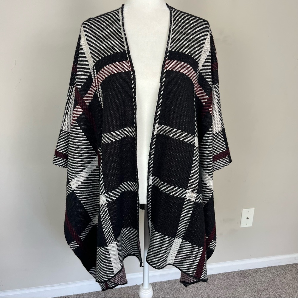 OVERSIZED OPEN FRONT PLAID PONCHO IN BLACK, RED, AND WHITE ONE SIZE FITS ALL - Picture 12 of 14